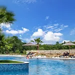 Apartmanhotel Petram & Residences 4*