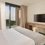Petram & Residences Апарт-отель Савудрия
