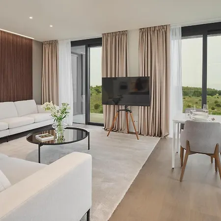 Petram & Residences Савудрия