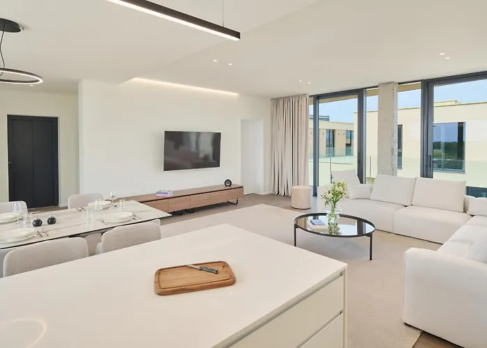 Aparthotel Petram & Residences 4*