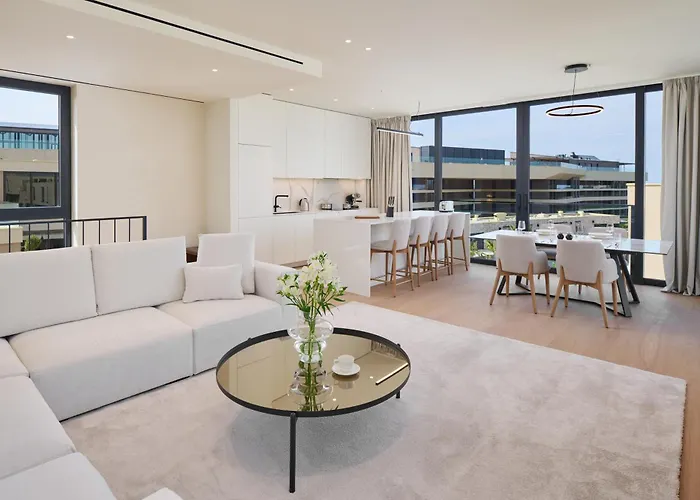 Petram & Residences Aparthotel 4*