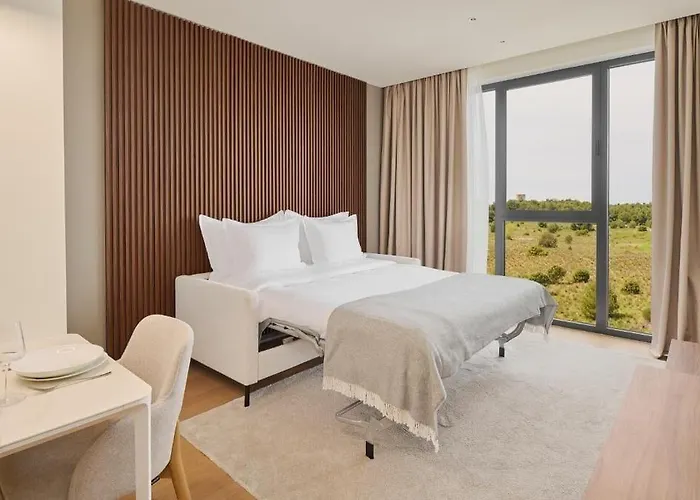 Aparthotel Petram & Residences 4*