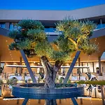 Petram & Residences 4* סבודרייה