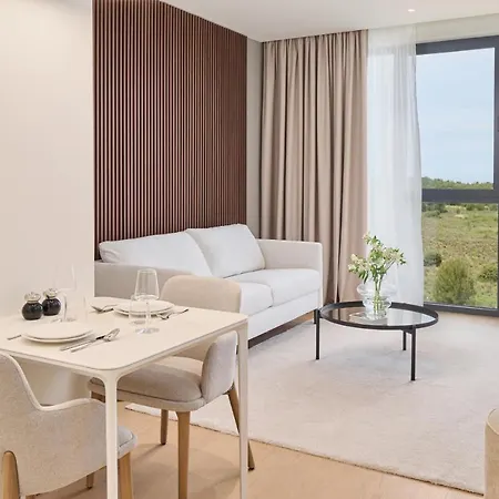 Petram & Residences 4*