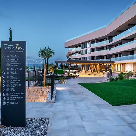 Petram & Residences Aparthotel Savudrija