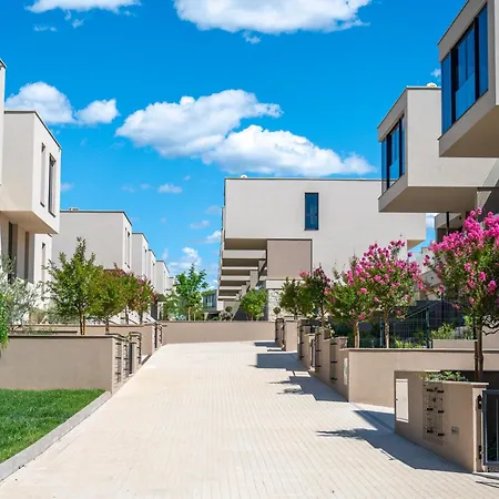 Petram & Residences