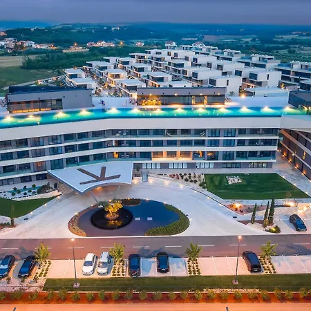 Aparthotel Petram & Residences