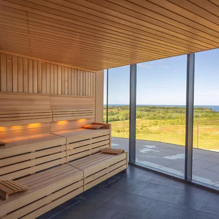 Petram & Residences 4*