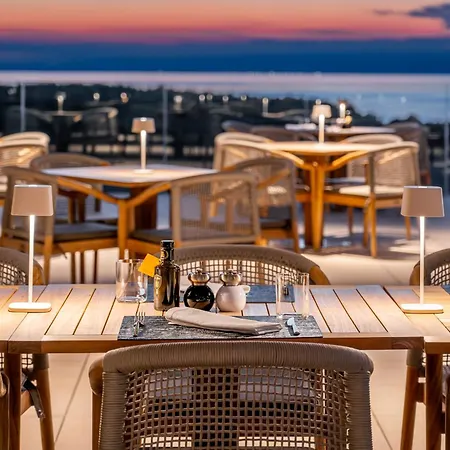 Petram & Residences Hotel apartamentowy