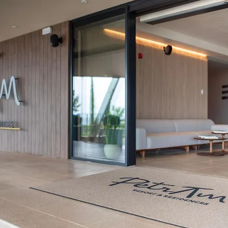 Petram & Residences 4*