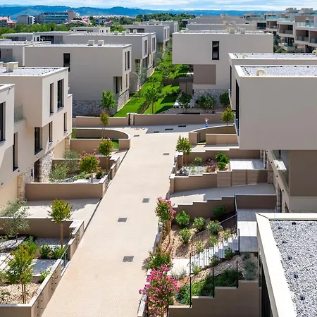 Hotel apartamentowy Petram & Residences 4*