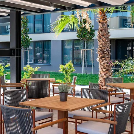 Petram & Residences Aparthotel 4*