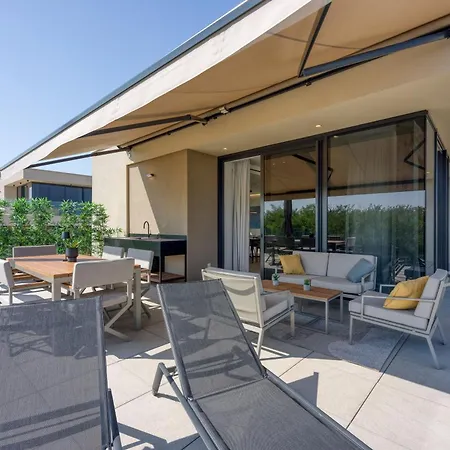 Petram & Residences Appart hôtel 4*