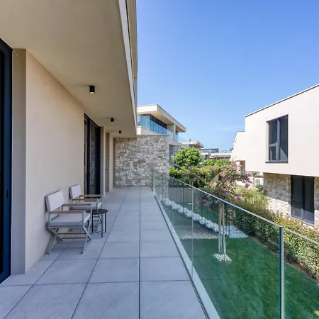 Petram & Residences Appart hôtel 4*