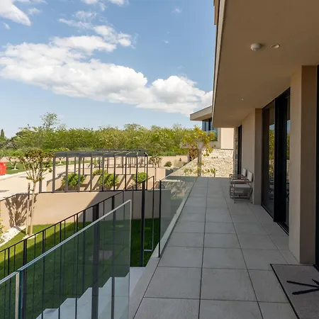 Petram & Residences Appart hôtel