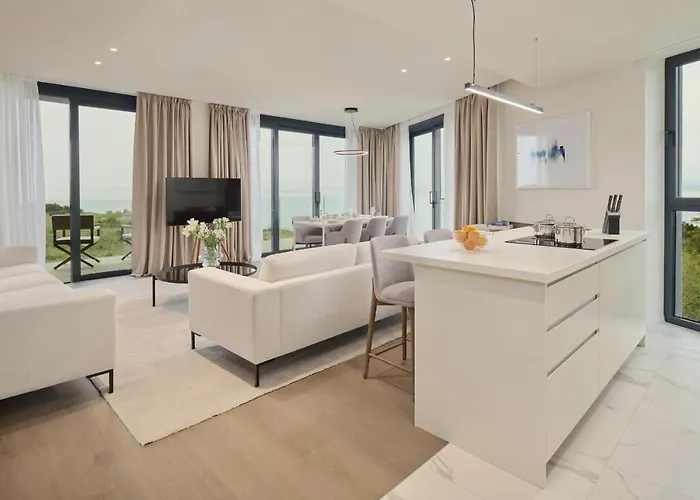 Petram & Residences Aparthotel 4*