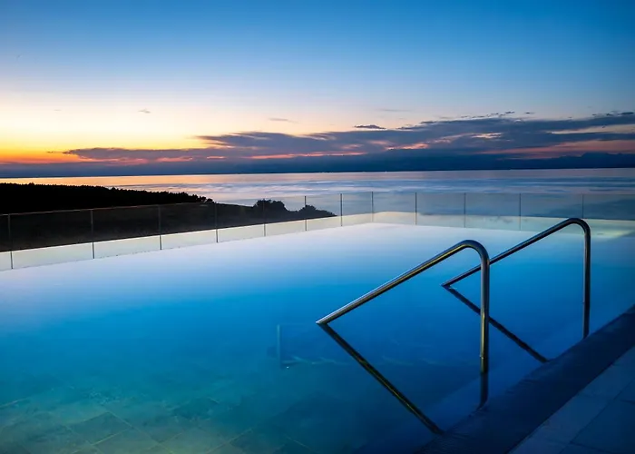 Petram & Residences Aparthotel