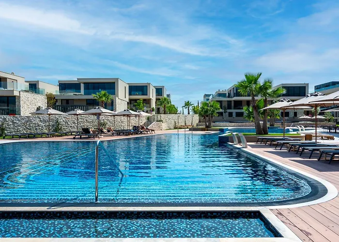 Petram & Residences Aparthotel