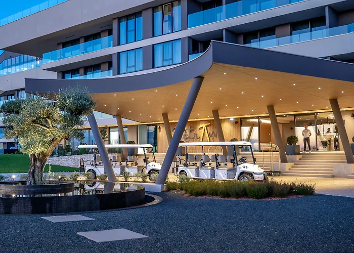 Petram & Residences
